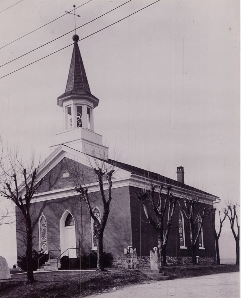 The sanctuary around 1922, when electricity was installed.